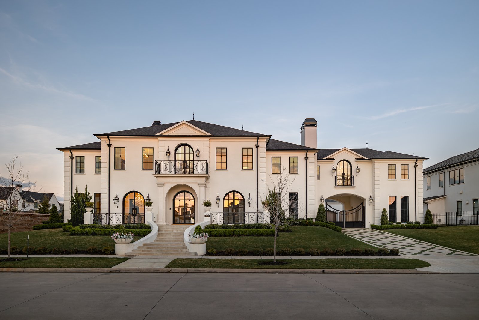 12460 Farmstead Dr, Frisco, TX — residential real estate photography by Modan Media