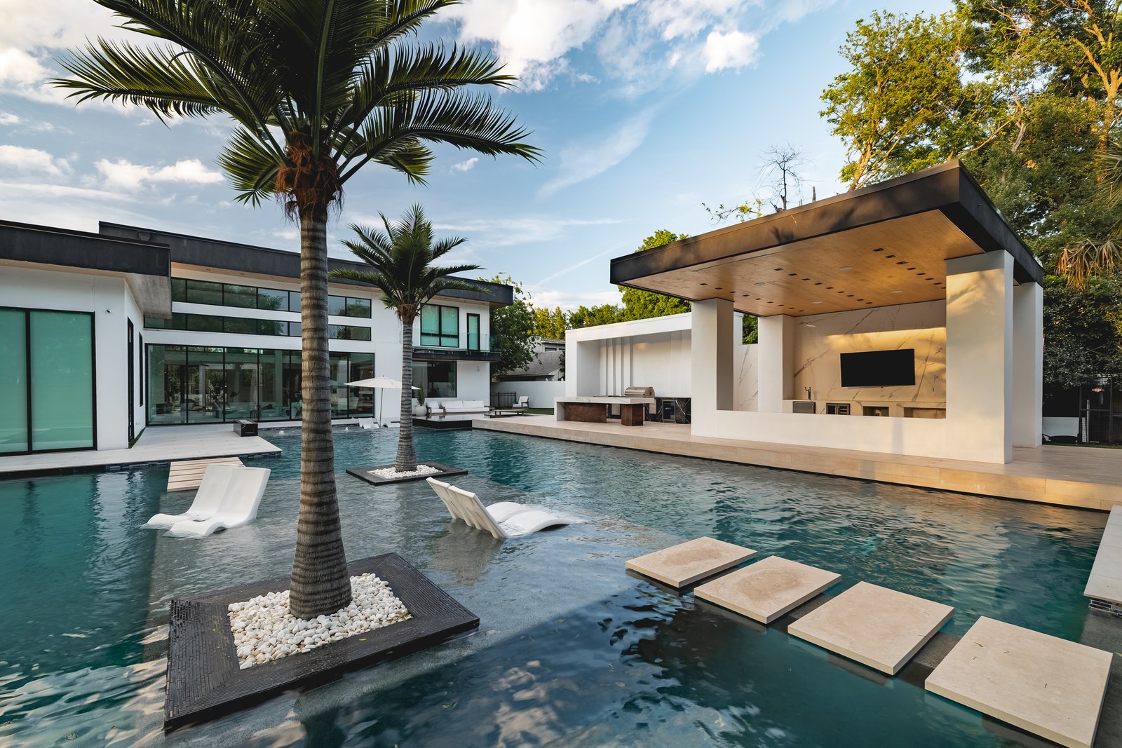 5522 Walnut Hill Ln, Dallas, TX — residential real estate photography by Modan Media