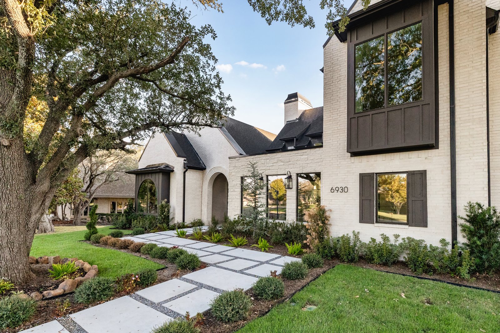 6930 Pemberton Dr, Dallas, TX — residential real estate photography